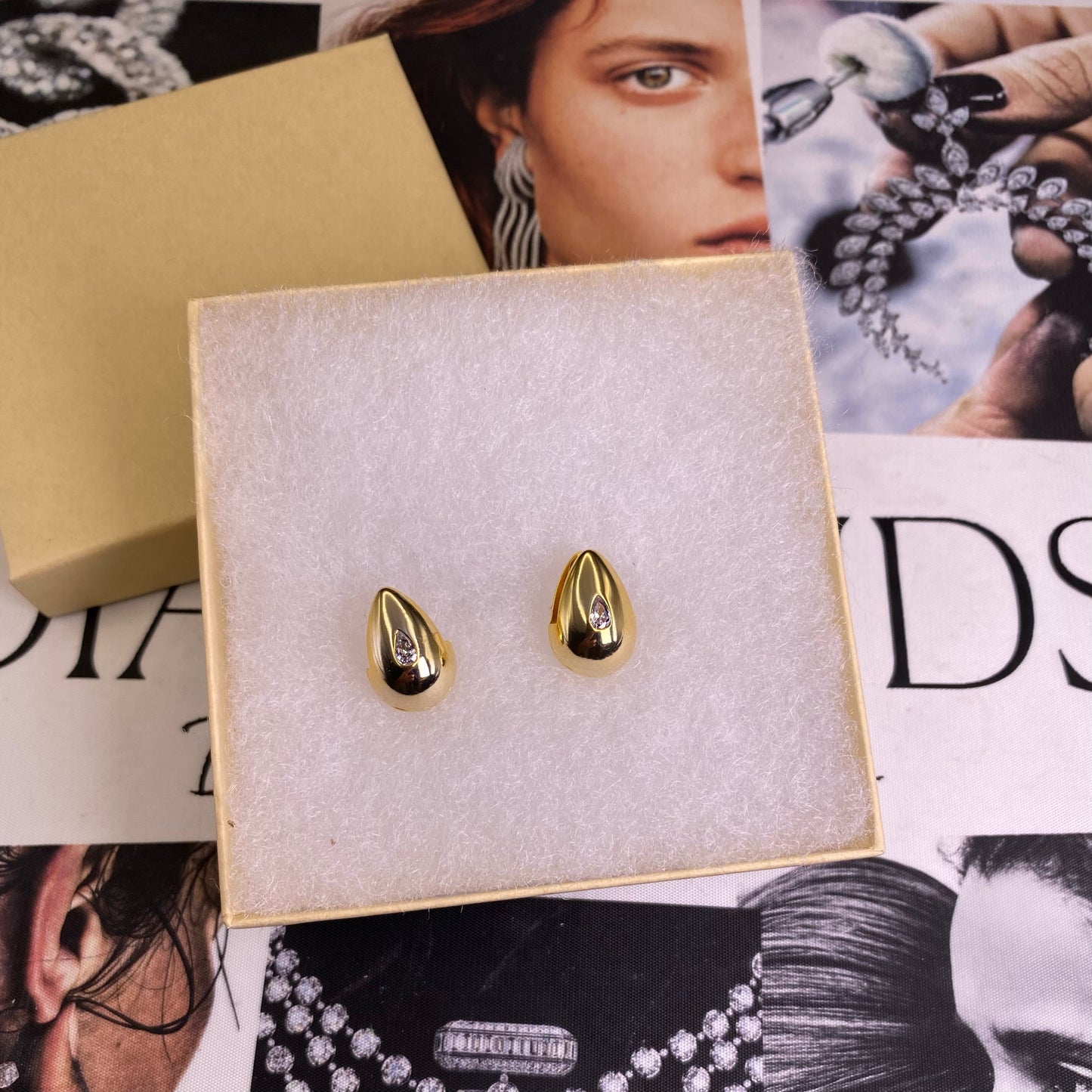 Ode Veza Pear Shaped Diamond Earrings